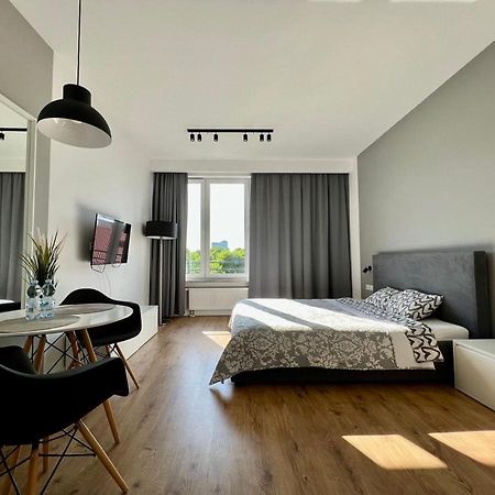 K22 Slawinska 503 Sun-City Apart Varşova Dış mekan fotoğraf
