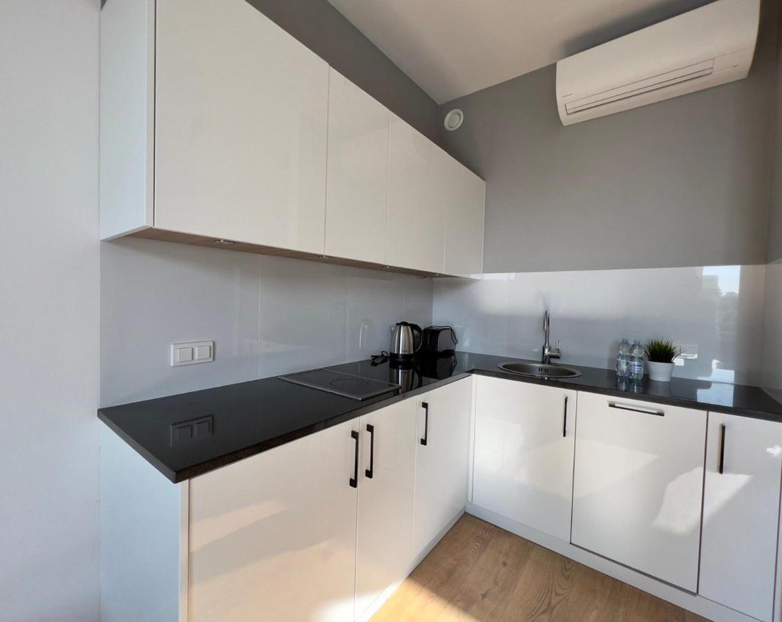 K22 Slawinska 503 Sun-City Apart Varşova Dış mekan fotoğraf